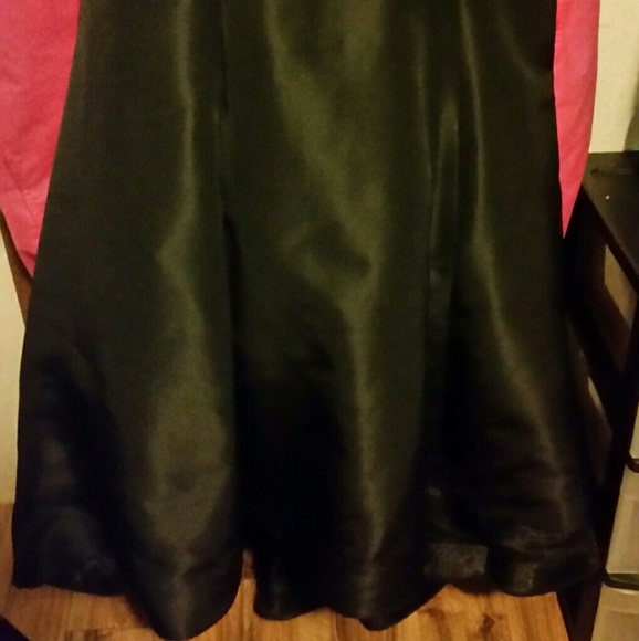 Sherri Hill Prom Dress - Picture 3 of 6